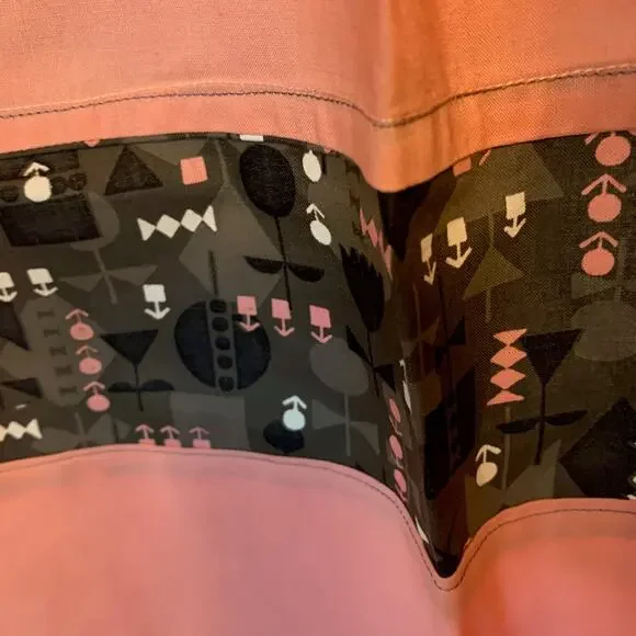 Vintage Style Coral Color Handmade Apron with Pocket - Picture 7 of 7